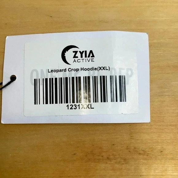 ZYIA Leopard Crop Hoodie Cheetah Gold Shimmer - Picture 10 of 11